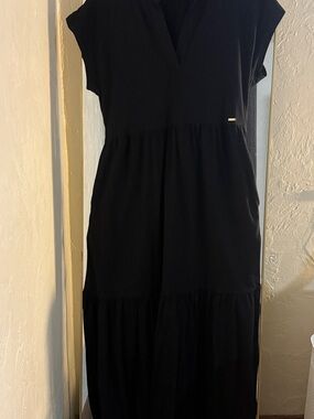 DKNY Black V-Neck Tiered Maxi Dress